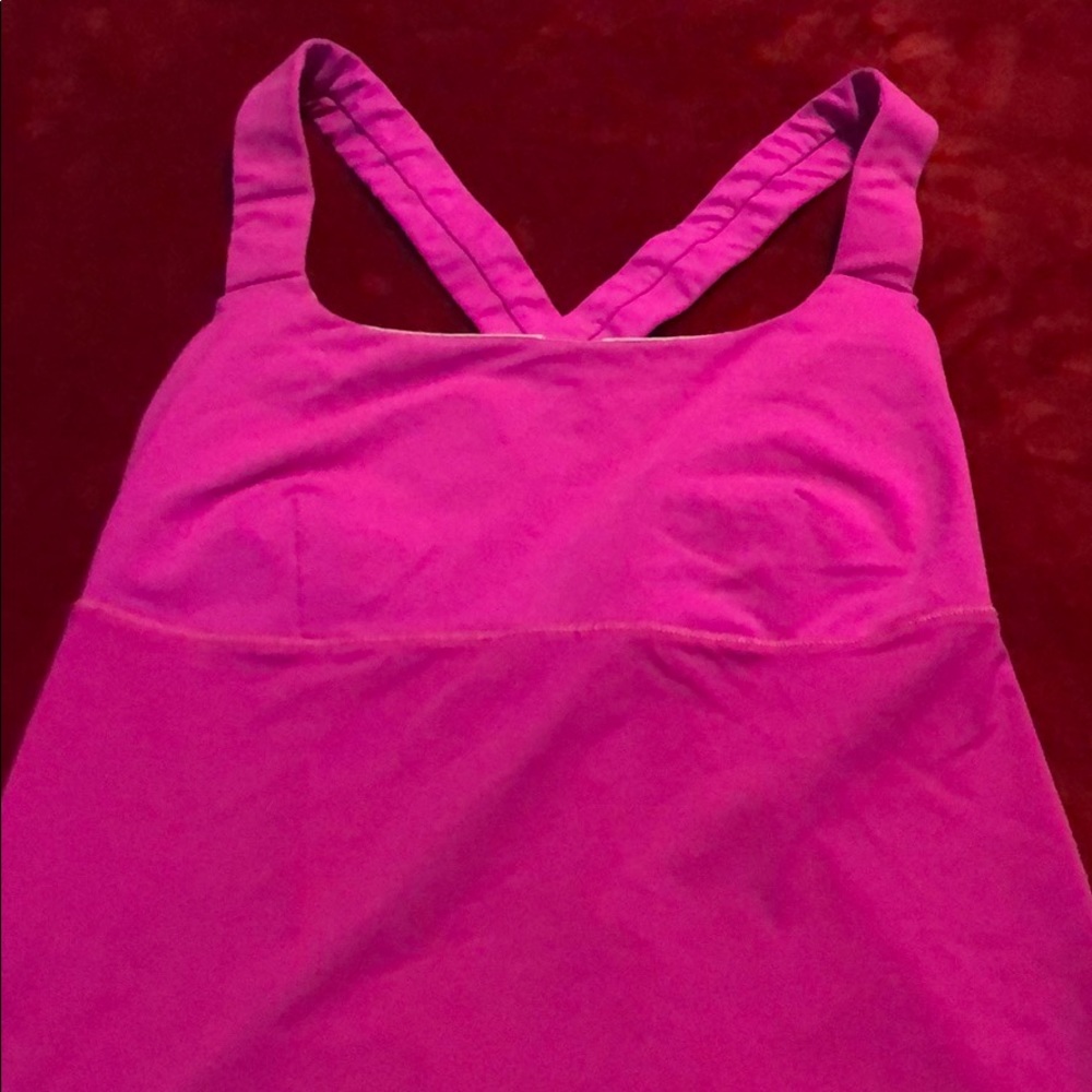 Lululemon top
